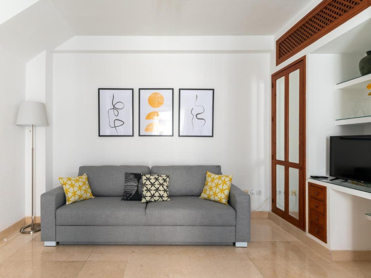 Vr Excelente Ubicacion Luminoso Apt Para Parejas Seville Exterior photo